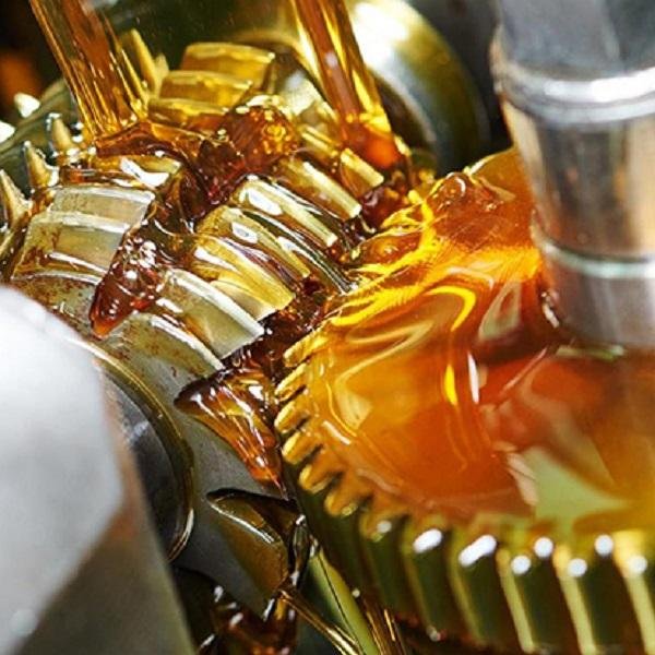 Engine and Fuel Additives: Overview and Applications